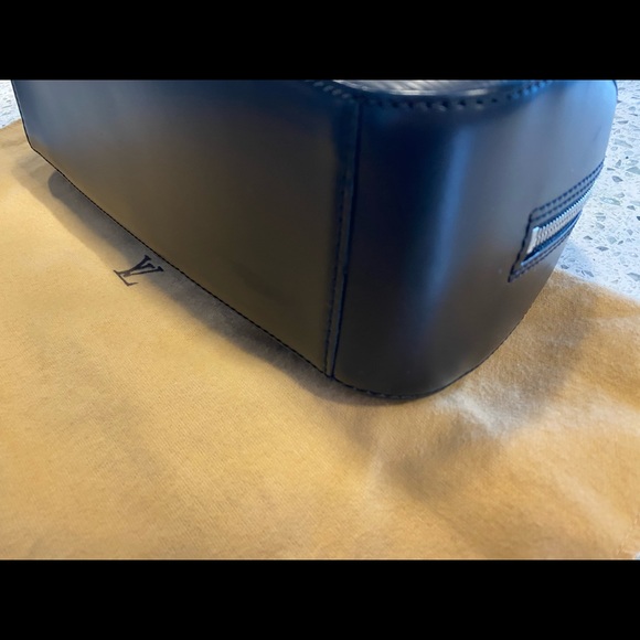 AUTHENTIC 💯 VINTAGE LV🖤 - Picture 4 of 8